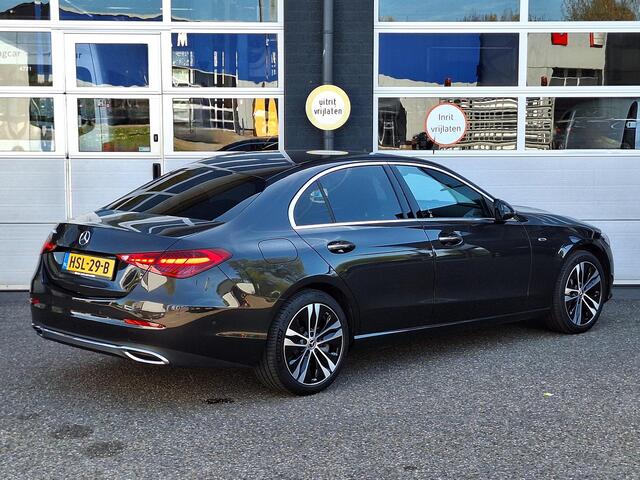 Mercedes-Benz C-KLASSE 300 e Luxury | Sfeerverlichting | Winterpakket | Achteruitrijcamera | Memory pakket incl. Stoelverwarming | Dodehoekassistentie | Keyless-GO | Elektrische achterklep