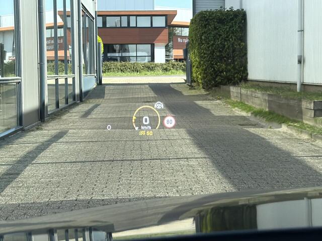 Mercedes-Benz C-KLASSE Estate 180 Premium Plus AMG | Pano-Dak/Burmester/Head-Up/Sfeerverlicht./Adapt.Cruise/19-inch