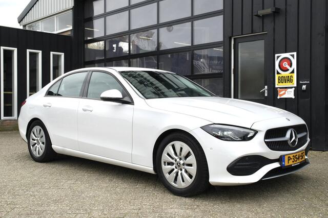 Mercedes-Benz C-KLASSE 180 Business Line | NL-Auto | Dealer Onderhouden | Adap.Cruise | Carplay | Camera