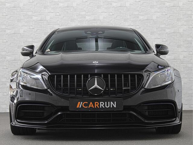 Mercedes-Benz C-KLASSE Coupé 63 S AMG | Keramisch | Schaalstoelen | Carbon | AMG Driver's Package | Aero-Pakket | Panorama | Burmester | Multi-Beam LED | Memory | ACC | Rij-Assistentie Pakket | Keyless-Go | Sfeerverlichting | Carplay |