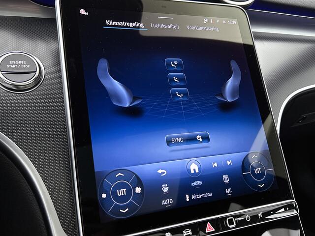 Mercedes-Benz C-KLASSE 300 e Business Solution | Warmtewerend, donkergetint glas | Trekhaak | Panoramaschuifdak | GUARD 360° Plus | Sierdelen diamantpatroon zilvergrijs | Sfeerverlichting | Smartphone-integratie |