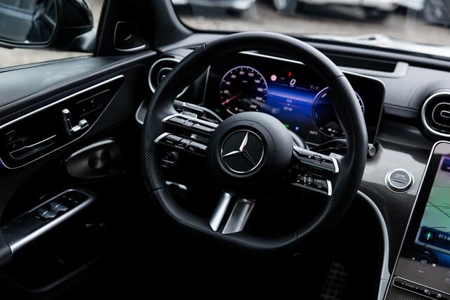 Mercedes-Benz C-KLASSE 300 e AMG Line | Burmester | Pano | HuD | 360 Cam |