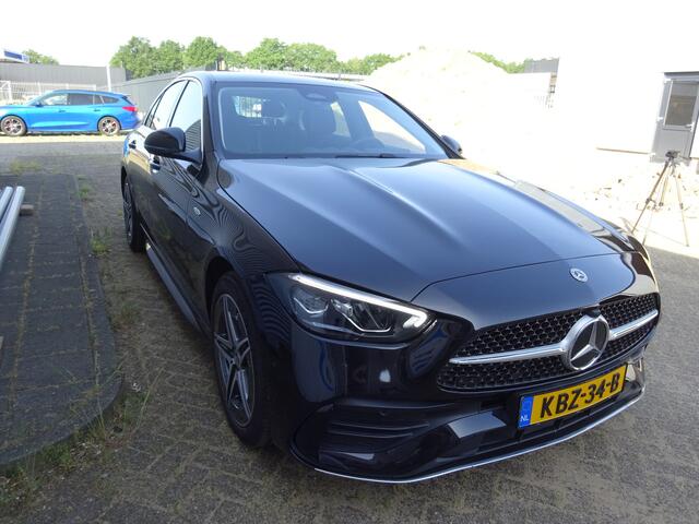 Mercedes-Benz C-KLASSE 300 e AMG LINE EQ HYBRID AUTOMAAT LED 5.579 KM !!