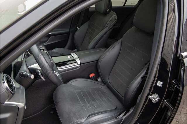 Mercedes-Benz C-KLASSE 200 AMG Nightpack, Pano, Carplay, Camera, 2022