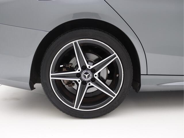 Mercedes-Benz C-KLASSE 180 AMG Airco, Cruisecontrol, Stoelverwarming