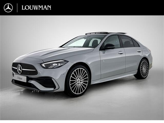 Mercedes-Benz C-KLASSE 300 e Business Solution AMG | Nightpakket | Comfortpakket Plus | Middenconsole metaalstructuur | Trekhaak | Panoramaschuifdak | 360° camera | Smartphone-integratie | Sfeerverlichting | Sierdelen metaalstructuur |