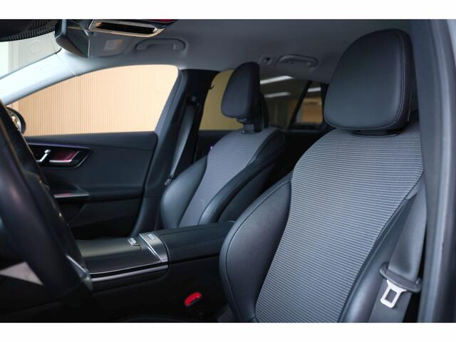 Mercedes-Benz C-KLASSE Estate 300 e Luxury Line Limited VIRTUAL ACC CARPLAY DAB LEDER '23