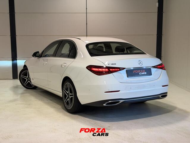 Mercedes-Benz C-KLASSE 180 Avantgarde | LED | Camera | Dodehoek | Sfeerverlichting