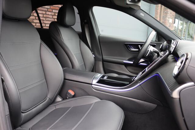 Mercedes-Benz C-KLASSE 300 e 4MATIC AMG Line | Massage | HUD | Memory | Leder | Keyless Go | Dodehoekassistent | Digital Light | Augmented Reality | Surround Camera | Advanced Sound System |