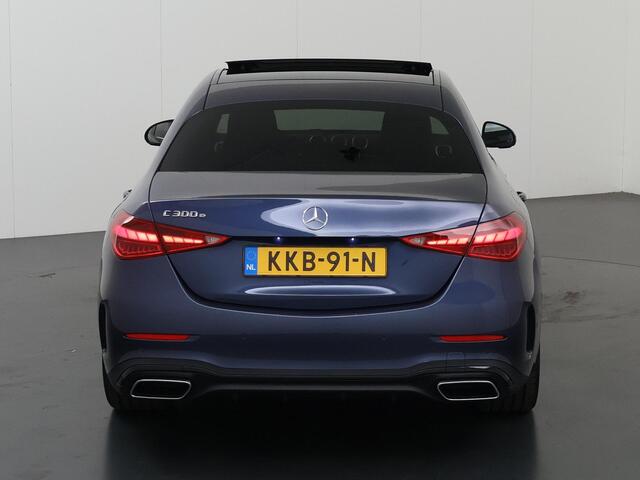 Mercedes-Benz C-KLASSE 300e Business Solution AMG | Panoramaschuifdak | Trekhaak | DIGITAL LIGHT | Nightpakket | dodehoekassistent | 360° camera |