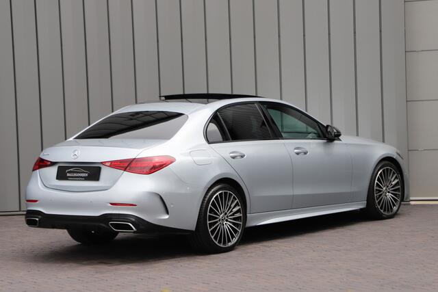 Mercedes-Benz C-KLASSE 300e AMG | 313PK | Pano | Head-up | Keyless-go | Memory | Leder | Digital-light | Stoelverw. | Sfeerverlichting | 2022.