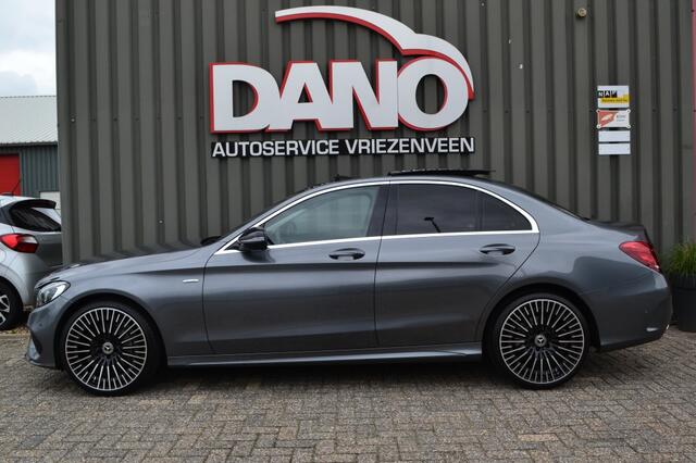 Mercedes-Benz C-KLASSE 180 AMG Edition Leer/Pano/Camera/20''