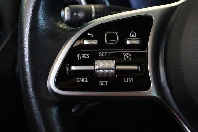 Mercedes-Benz C-KLASSE Estate 180 Business Solution Automaat | NAVI | CAMERA + PDC | SCHUIF / KANTELDAK | STOELVERW | ELEKTR KLEP |