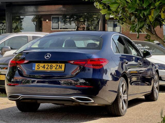 Mercedes-Benz C-KLASSE 300 e AUT9 LUXURY LINE LEDER NAVI CAMERA DIGI-DASH APPLE-CARPLAY LED LMV PDC