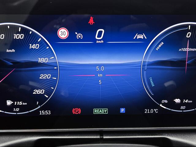 Mercedes-Benz C-KLASSE Estate 300 e 140 Years Edition | Comfortpakket Plus | Parkeerpakket met 360°-camera | Nightpakket | Trekhaak | Panoramaschuifdak | Middenconsole metaalstructuur | GUARD 360° Plus | 19" multispaaks lichtmetalen AMG-velgen |