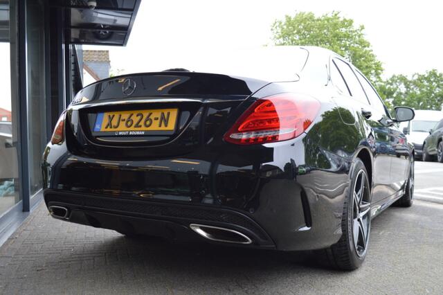 Mercedes-Benz C-KLASSE 200 AMG Aut. Led Leder Dak Camera CarPlay Pdc