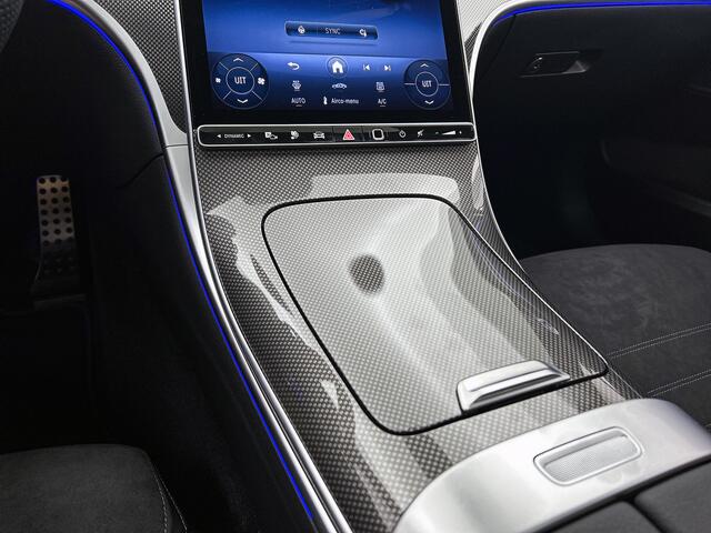 Mercedes-Benz C-KLASSE Estate 300 e 140 Years Edition | Winterpakket | Comfortpakket Plus | Parkeerpakket met 360°-camera | Trekhaak | Panoramaschuifdak | Middenconsole metaalstructuur | DISTRONIC | 19" multispaaks lichtmetalen AMG-velgen |