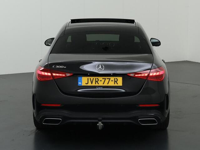 Mercedes-Benz C-KLASSE 300e Business Solution AMG | Panoramaschuifdak | Trekhaak | DIGITAL LIGHT | Nightpakket | dodehoekassistent | 360° camera |