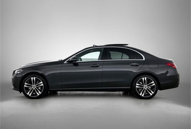 Mercedes-Benz C-KLASSE 300 e Business Solution Luxury | Winterpakket | Trekhaak | Warmtewerend, donkergetint glas | Panoramaschuifdak | GUARD 360° Plus | 18 inch vijf-dubbelspaaks lichtmetalen velgen |