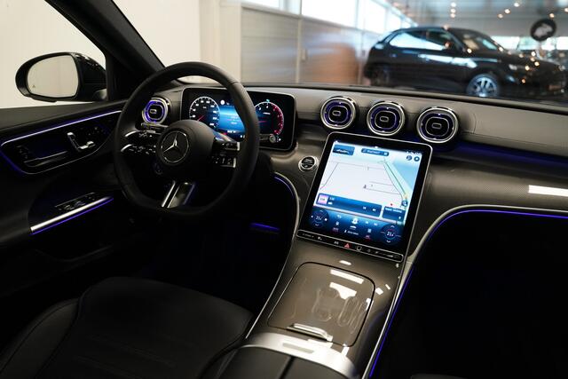 Mercedes-Benz C-KLASSE 180 AMG Line|Pano|Camera|Carplay