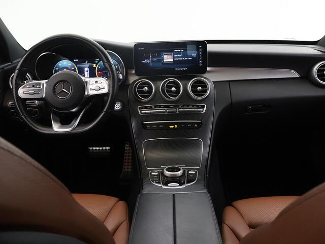 Mercedes-Benz C-KLASSE Estate 180 Business Solution AMG | Panoramadak | Night pakket | Trekhaak | Zadelbruin interieur |
