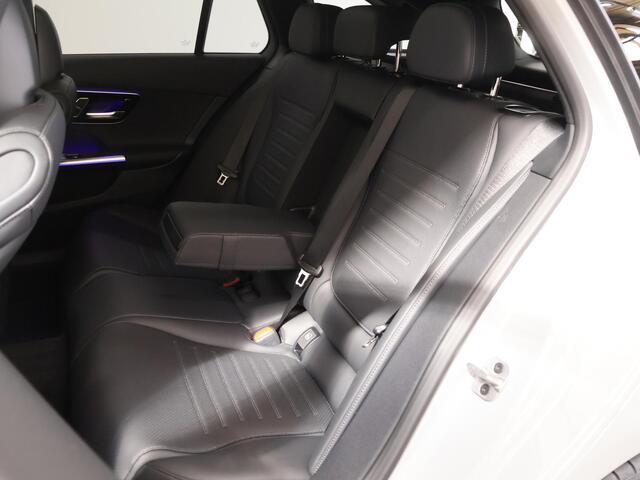 Mercedes-Benz C-KLASSE Estate 300e Business Solution AMG | Panoramaschuifdak | Trekhaak | Nightpakket | Burmester | Head-Up |