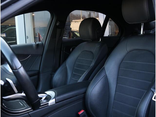Mercedes-Benz C-KLASSE 180 AMG Line | Night edition | Apple Carplay | Trekhaak