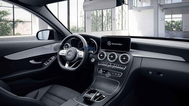 Mercedes-Benz C-KLASSE Estate 300 e Premium Pack | AMG | Night | Panoramadak | Burmester | Widescreen | Stoelverwarming |