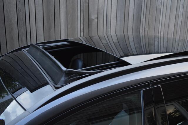 Mercedes-Benz C-KLASSE Estate 300 e AMG Led Leder Panorama Distronic Head-Up Camera 360 Trekhaak Pdc