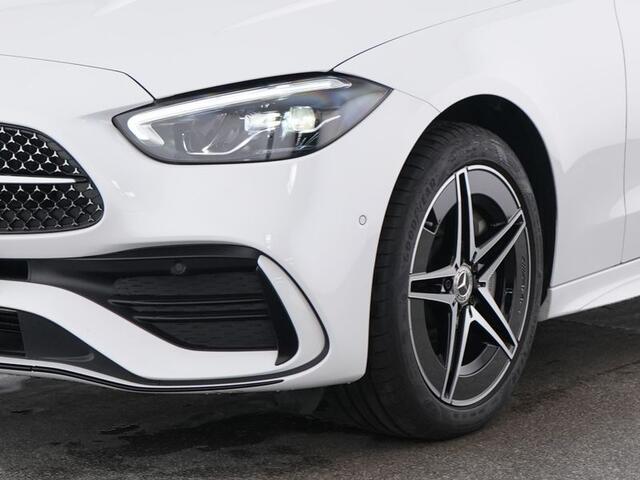 Mercedes-Benz C-KLASSE Estate 300 e AMG Plug-In Hybride AMG Line | Night Pakket | Panorama Schuif-Kanteldak | Trekhaak | Distronic | Stuur en Stoelverwarming. Inclusief 24 maanden Mercedes-Benz Certified garantie voor Europa.