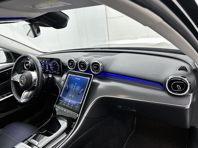 Mercedes-Benz C-KLASSE 180 Luxury Line | Panoramadak | Sfeerverlichting | Cruise Control | Inclusief 24 maanden Mercedes-Benz Certified garantie voor Europa.