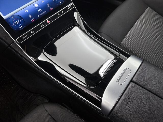 Mercedes-Benz C-KLASSE 300 Business Line | Stoelverwarming | Achteruitrijcamera | High Performance Led | incl. 24 maanden Mercedes-Benz Certified garantie