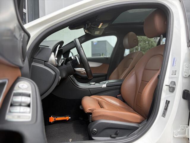 Mercedes-Benz C-KLASSE Estate 180 Business Solution AMG 156pk | Virtual Cockpit | Achteruitrijcamera | Bluetooth | Cruise control adaptief met stop&go en stuurhulp | DAB | Elektrisch glazen panorama-dak | Matrix led koplampen | Voorstoelen verwarmd | Zeer nette auto!
