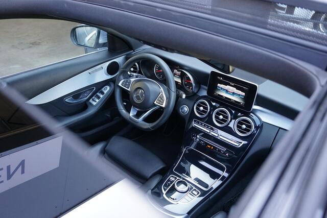 Mercedes-Benz C-KLASSE Estate 180 Business Solution AMG + CAMERA / PANO / DODEHOEK / NAVI / LEDER