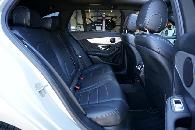 Mercedes-Benz C-KLASSE Estate 180 Business Solution AMG + CAMERA / PANO / DODEHOEK / NAVI / LEDER
