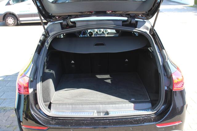 Mercedes-Benz C-KLASSE 300 e AMG Line Panorama Digi-led Memory Ambient pro 36dkm