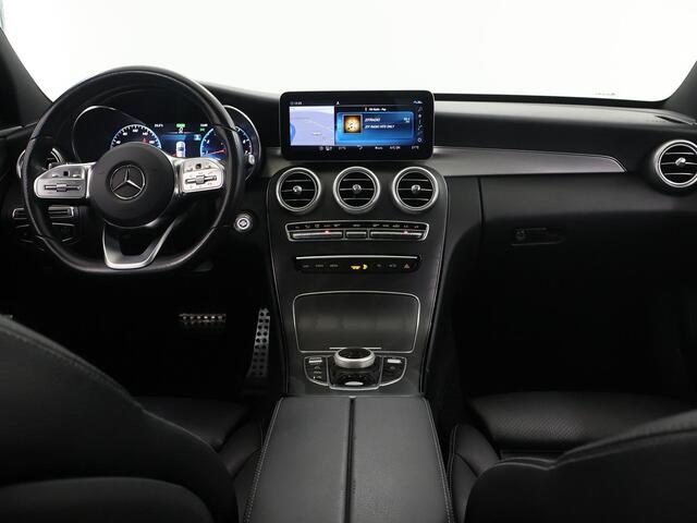 Mercedes-Benz C-KLASSE Estate 200 Business Solution AMG | Panoramadak | Digitaal dashboard | Stoelverwarming |
