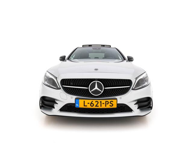 Mercedes-Benz C-KLASSE 300 e Business Solution AMG Limited (Plug-in) {SoH-94%} (INCL.BTW) Aut. *PANO | LEATHER-MICROFIBRE | MULTIBEAM-LED | TOP-VIEW | DIGI-COCKPIT | BLIND-SPOT | HEATED-SPORTSEATS | SHIFT-PADDLES | NAVI-FULLAMP | PRIVACY-GLASS | PDC | CRUISE | TOWBAR |
