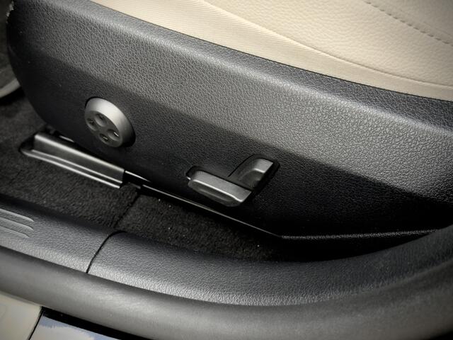 Mercedes-Benz C-KLASSE Estate C 300 e | Business | Panodak | Trekhaak | Night | Leder |