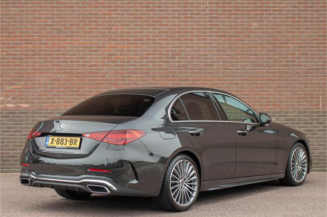 Mercedes-Benz C-KLASSE 180 AMG Line, Origineel NL, 360 Camera, Memory, Augmented Reality, Leder, Keyless, Sfeerverlichting.