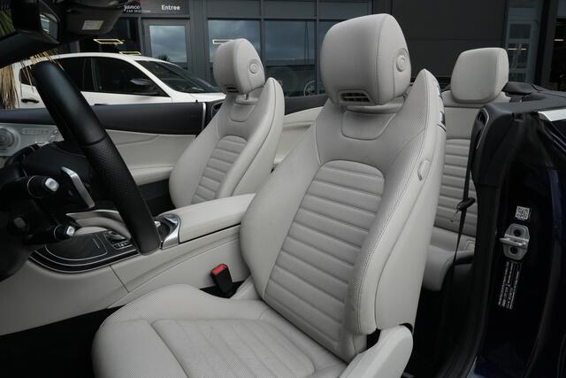 Mercedes-Benz C-KLASSE Cabrio 400 4MATIC AMG Prestige | 334PK | Burmester | Airscarf | 360° Een bijzonder fraaie Mercedes-Benz C 400 4MATIC Cabriolet met de krachtige 3.0 liter V6-benzinemotor, goed voor maar liefst 334 PK en 480 Nm koppel. Dankzij de 4MATIC vierwielaandrijving en d