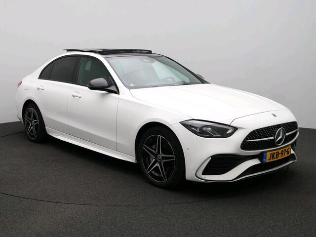 Mercedes-Benz C-KLASSE 300 e Business Solution AMG AMG Line | Night Pakket | Panorama Schuif-Kanteldak | Parkeerpakket met 360°-camera | Alarm | Sfeerverlichting. Inclusief 24 maanden MB Certified garantie voor Europa.