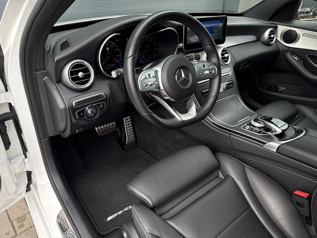 Mercedes-Benz C-KLASSE Estate Business Solution AMG Plus Upgrade Edition ?Panoramadak ?Night-Pakket ?Sfeerverlichting ?Navigatie Full ?Camera ?Apple Carplay & Android Auto ?Vol Leder ?Trekhaak