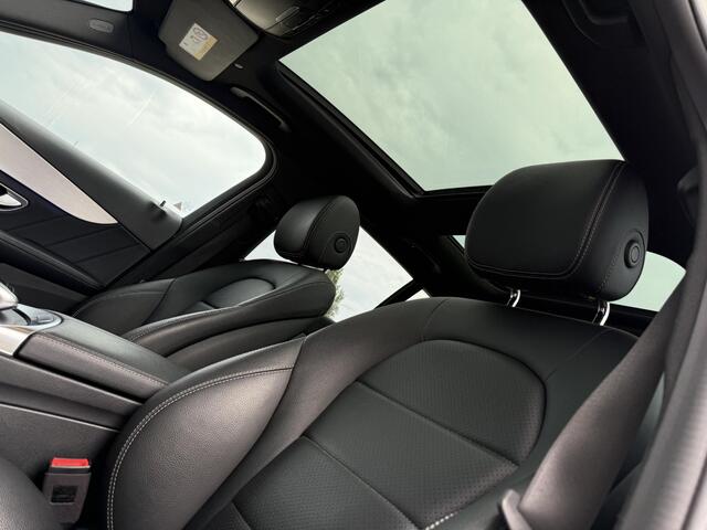 Mercedes-Benz C-KLASSE Estate Business Solution AMG Plus Upgrade Edition ?Panoramadak ?Night-Pakket ?Sfeerverlichting ?Navigatie Full ?Camera ?Apple Carplay & Android Auto ?Vol Leder ?Trekhaak