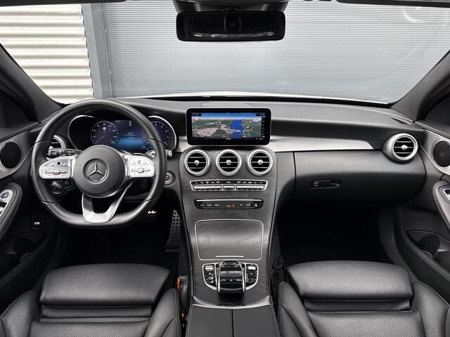 Mercedes-Benz C-KLASSE Estate Business Solution AMG Plus Upgrade Edition ?Panoramadak ?Night-Pakket ?Sfeerverlichting ?Navigatie Full ?Camera ?Apple Carplay & Android Auto ?Vol Leder ?Trekhaak