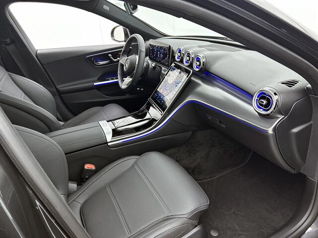 Mercedes-Benz C-KLASSE 300 e Business Solution Luxury | Winterpakket | Trekhaak | Panoramaschuifdak | Warmtewerend, donkergetint glas | GUARD 360° Plus | Sierdelen diamantpatroon zilvergrijs | 18 inch vijf-dubbelspaaks lichtmetalen velgen |