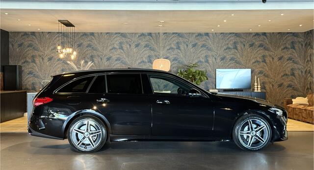 Mercedes-Benz C-KLASSE Estate 300 e AMG I Pano I 2x Memory I Camera
