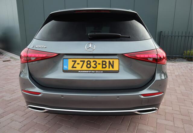 Mercedes-Benz C-KLASSE Estate 300 e Business Line Comfort Stoelen High Performance LED-koplampen Stoelverwarming Uitklapbare Trekhaak Etc.