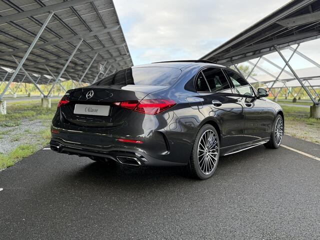 Mercedes-Benz C-KLASSE 300e 140 Years Edition | AMG line | Night | Panoramadak | Trekhaak | Winter pakket | Memory stoelen | Sfeerverlichting |
