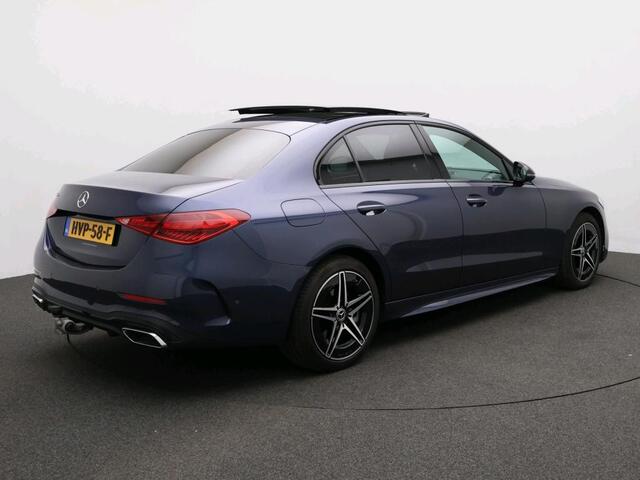 Mercedes-Benz C-KLASSE 300 e Star Edition LIMITED AMG Line | Night Pakket | Panorama Schuif-Kanteldak | Parkeerpakket met achteruitrijcamera | Alarm | Sfeerverlichting. Inclusief 24 maanden Mercedes-Benz Certified garantie voor Europa.